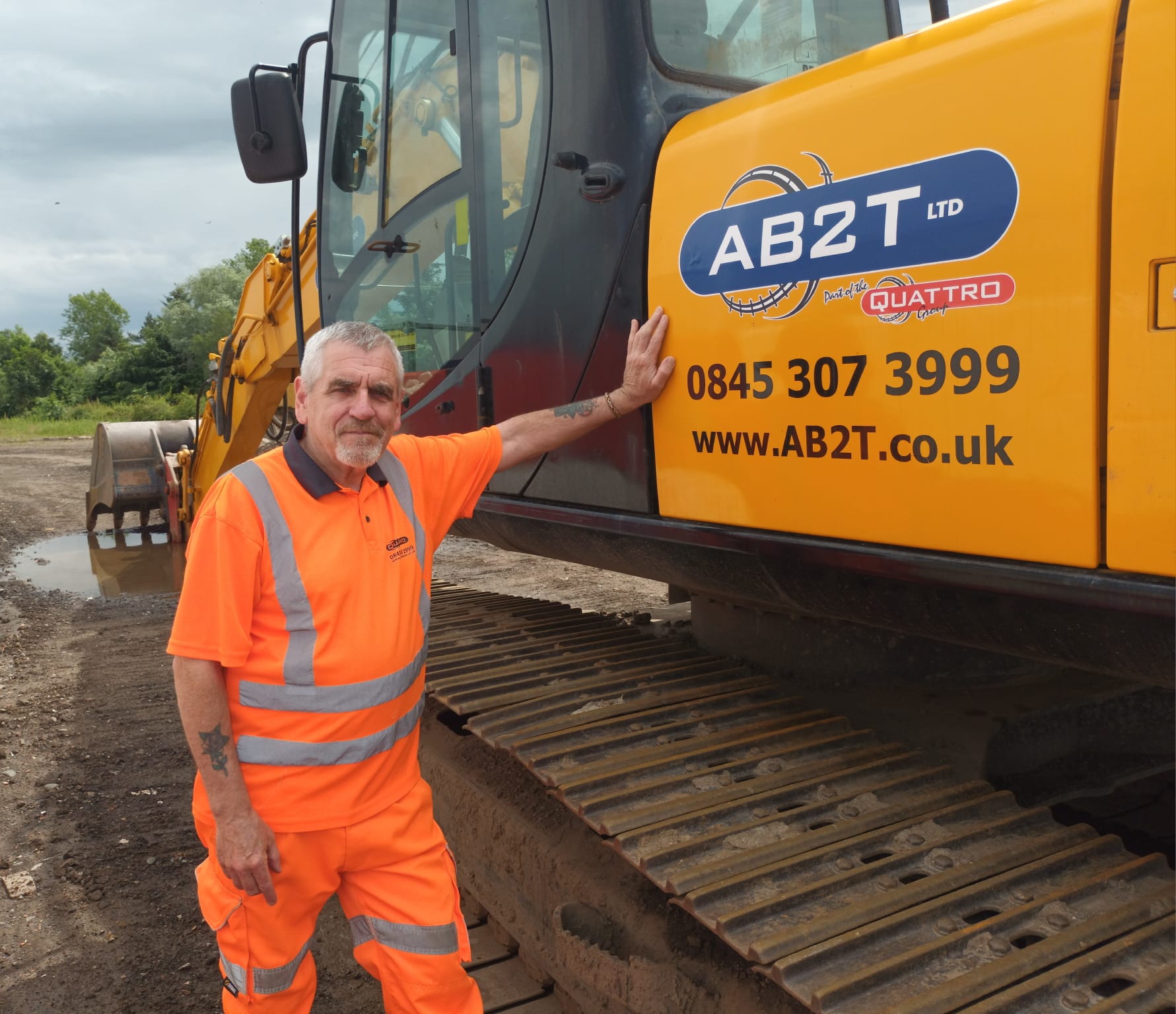 From Tank Commander to AB2T Trainer.  Jim's expert skills are being used to train the new recruits in civils.'